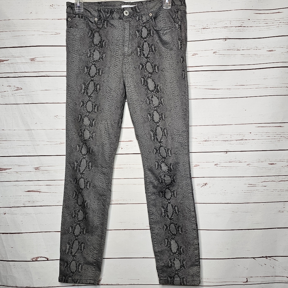 STS Blue Ellie High Rise Gray Snakeskin Ankle Jeans